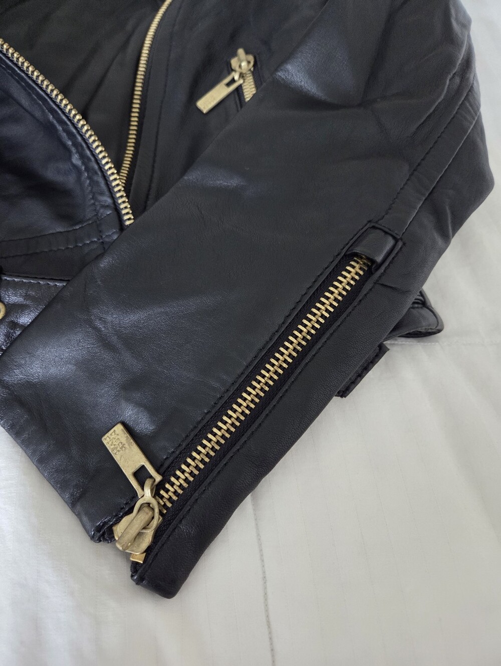 Genuine Leather Black Rivet Jacket - Picture 7 of 10